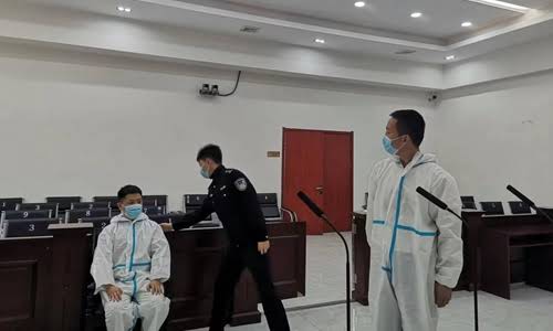 法警2.jpg