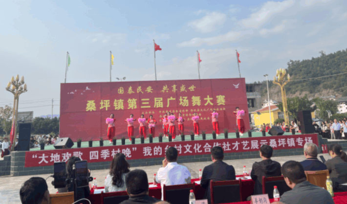 d927b6ecfd9d1760ec1b1d137529a280_ee51637546cf6509abd5d66314284bc2.png