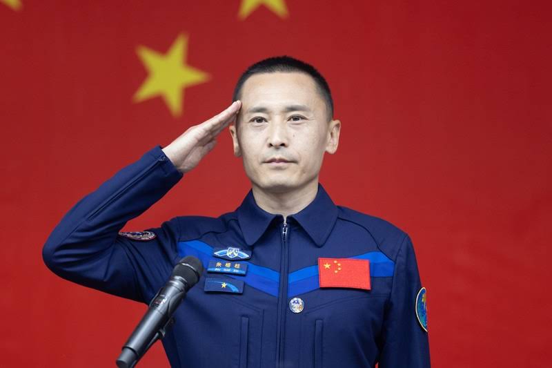 神舟二十三号航天员、指令长朱杨柱。人民网记者 翁奇羽摄